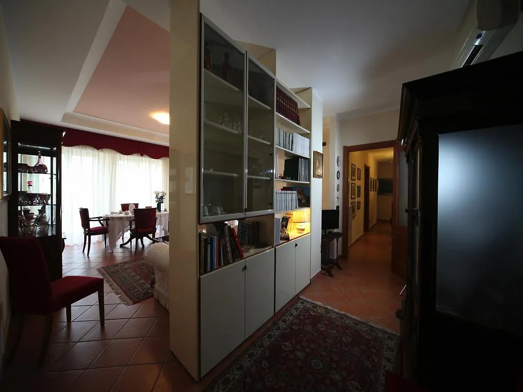 فندق مبيت وإفطار مبيت وإفطار Napoli Porta Di Mare